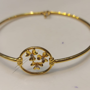 916 gold stunning bracelet by 